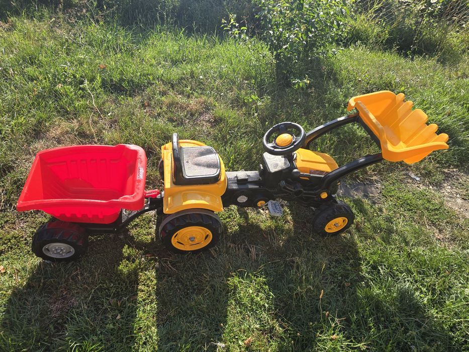 Tractor (excavator) cu pedale pentru copii cu remorcă (ca nou)