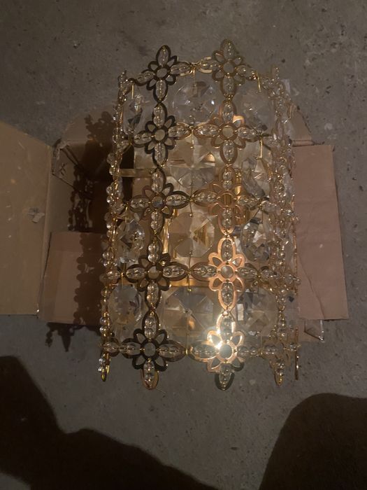 Продам новые бра