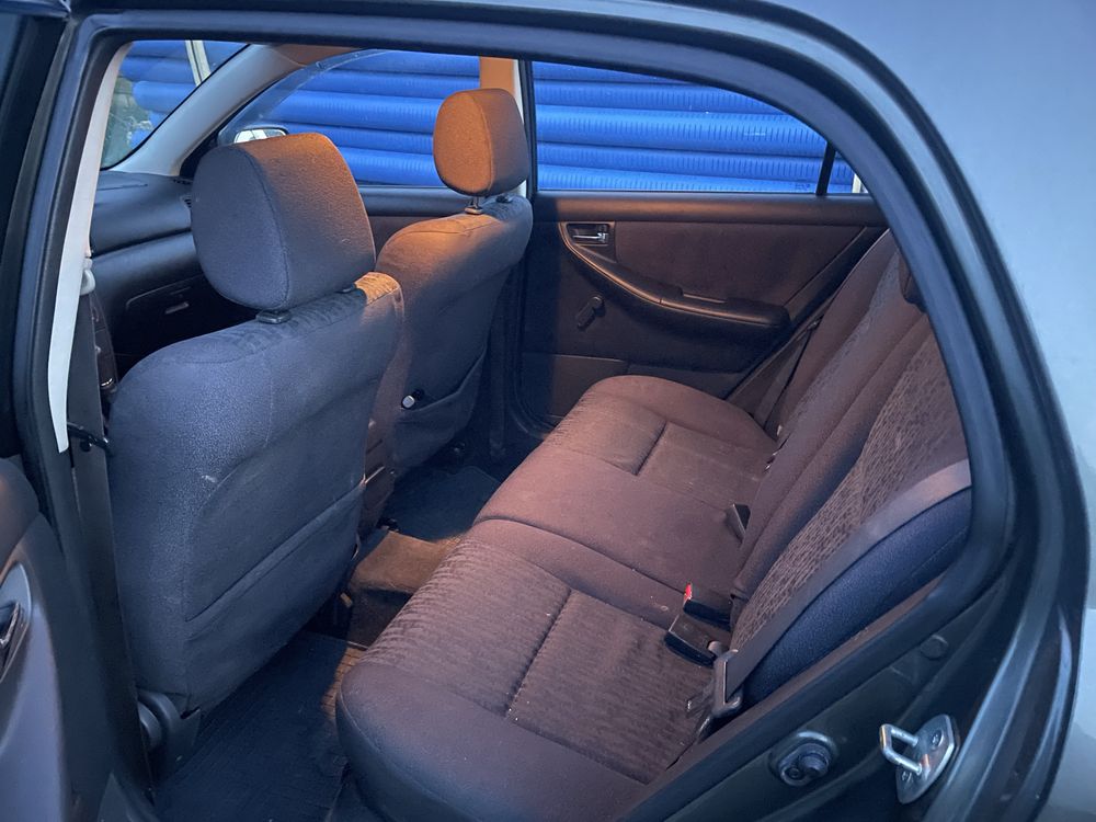 Toyota Corolla 1.6 VVT.i бензин