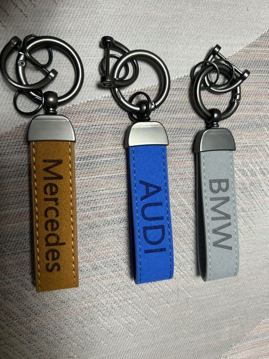 Breloc personalizat din piele PU cu textura mată. BMW, Audi, Mercedes