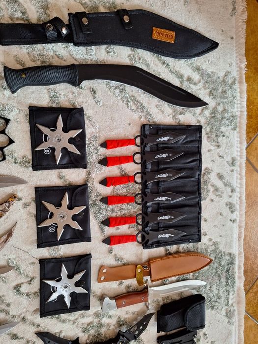 Colecție bricege și cuțite