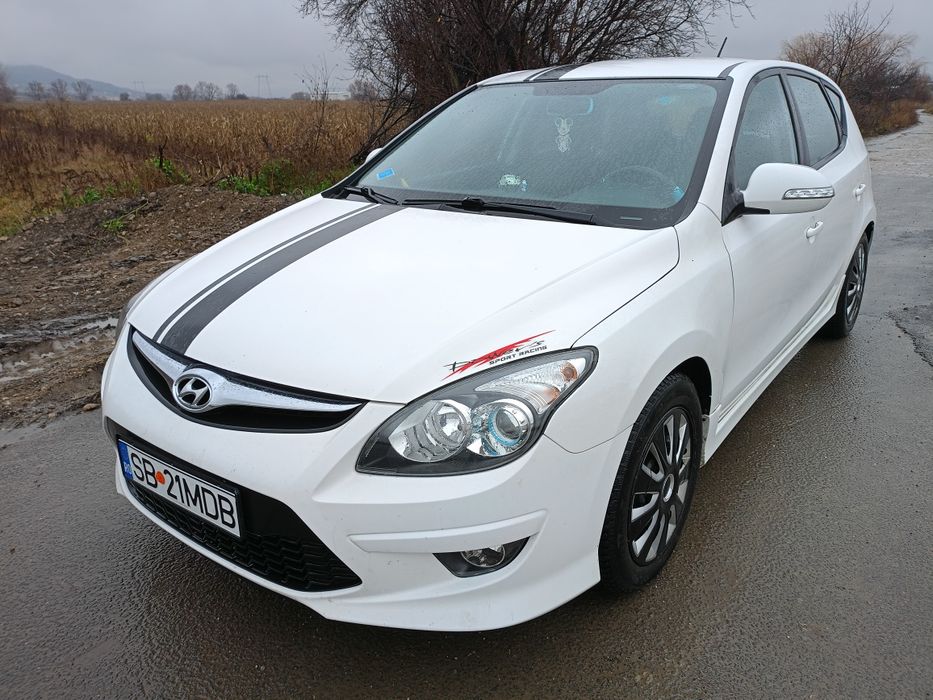 Hyundai i30 1.4 benzina+gpl