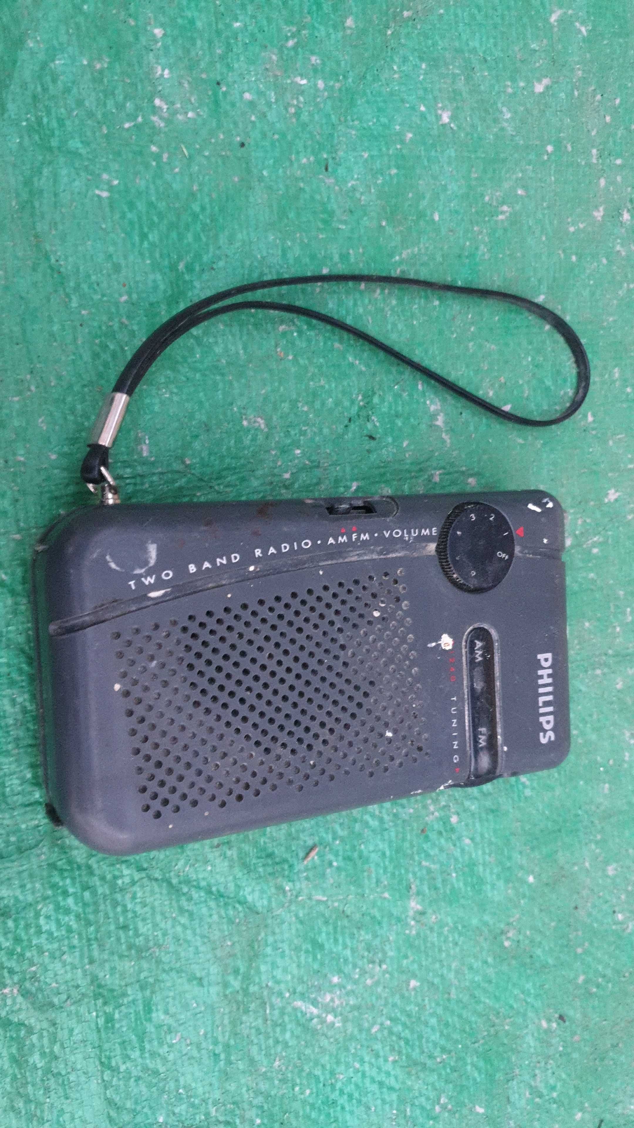 Radio portabil Philips cu două benzi model D1240 made in Germania