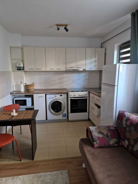 Studio de inchiriat 380 euro Inclus Loc de parcare