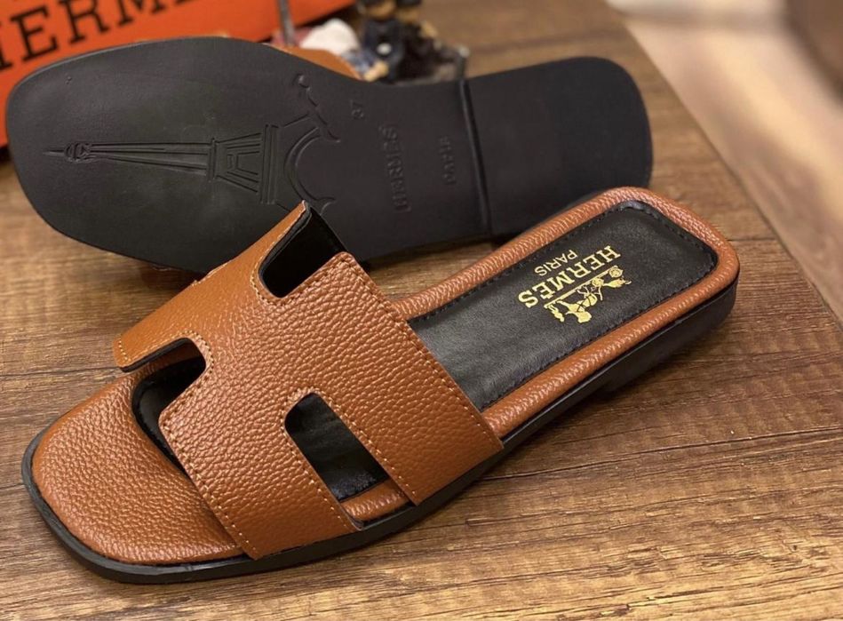 Papuci Slapi Hermes din piele marimea 36 37 38 39