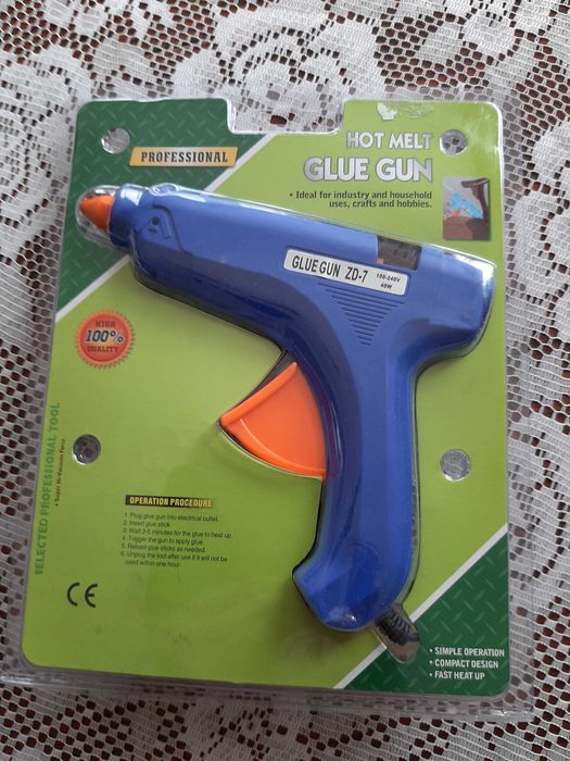 Поялници за топло лепене /пистолет/ за силикон със силиконова пръчка