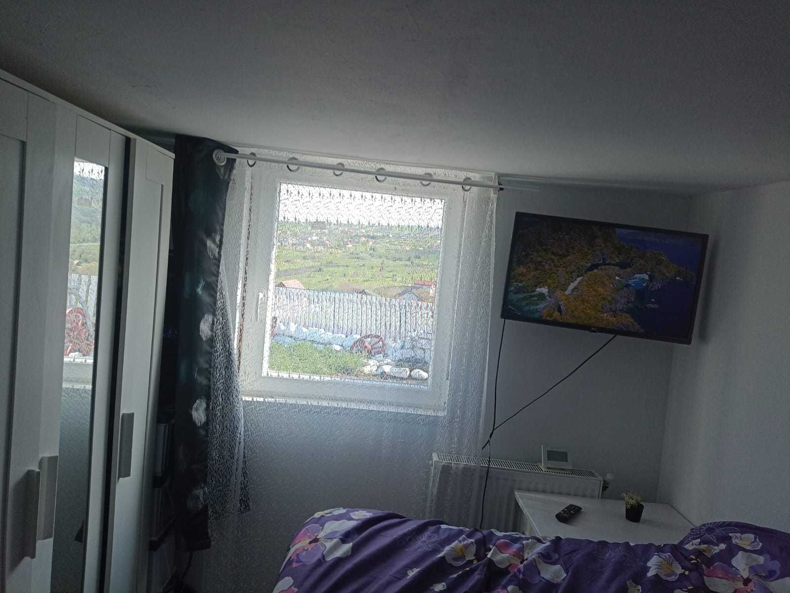 Cabana/casa de inchiriat