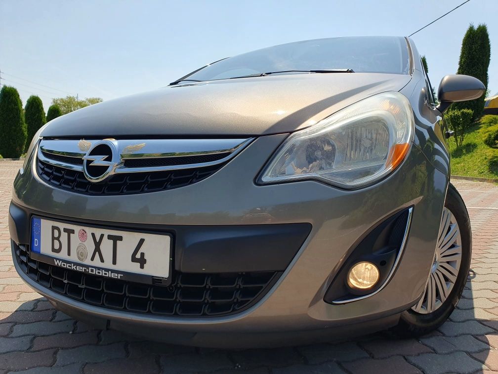 *Opel corsa facelift*1.4benzina*87cai*euro5*2012*germania adusa*