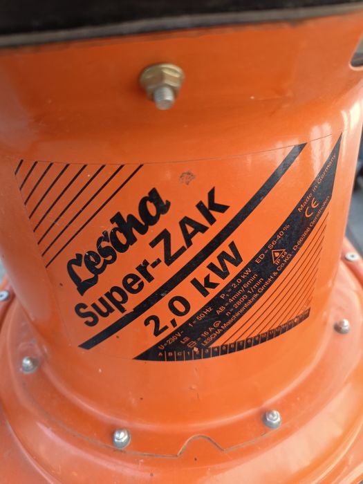 Tocator crengi si resturi vegetale Lescha Super-Zak, electric, 2000W