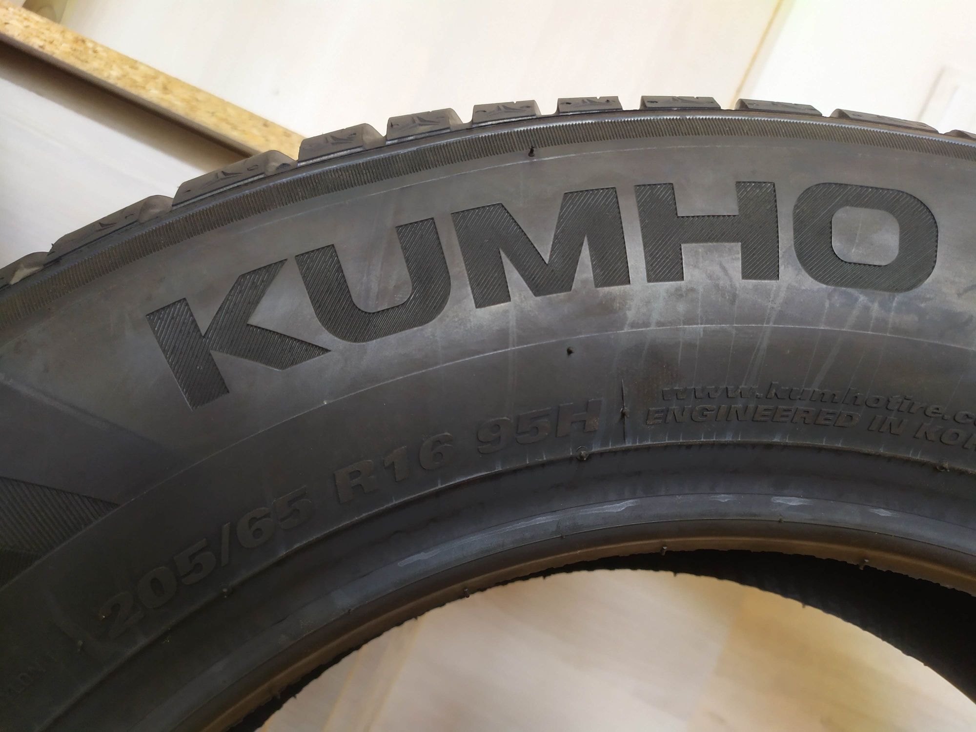 Продам автошины фирмы Kumho