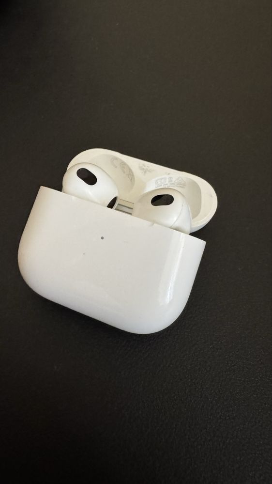 apple  air pods 3