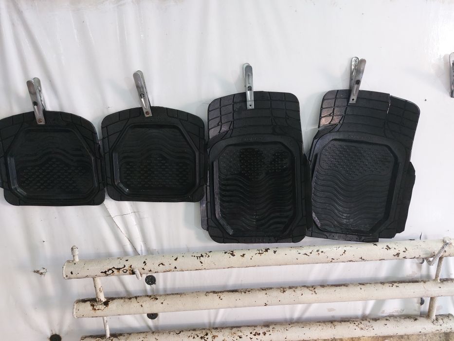 Автоковрики  ауди 80