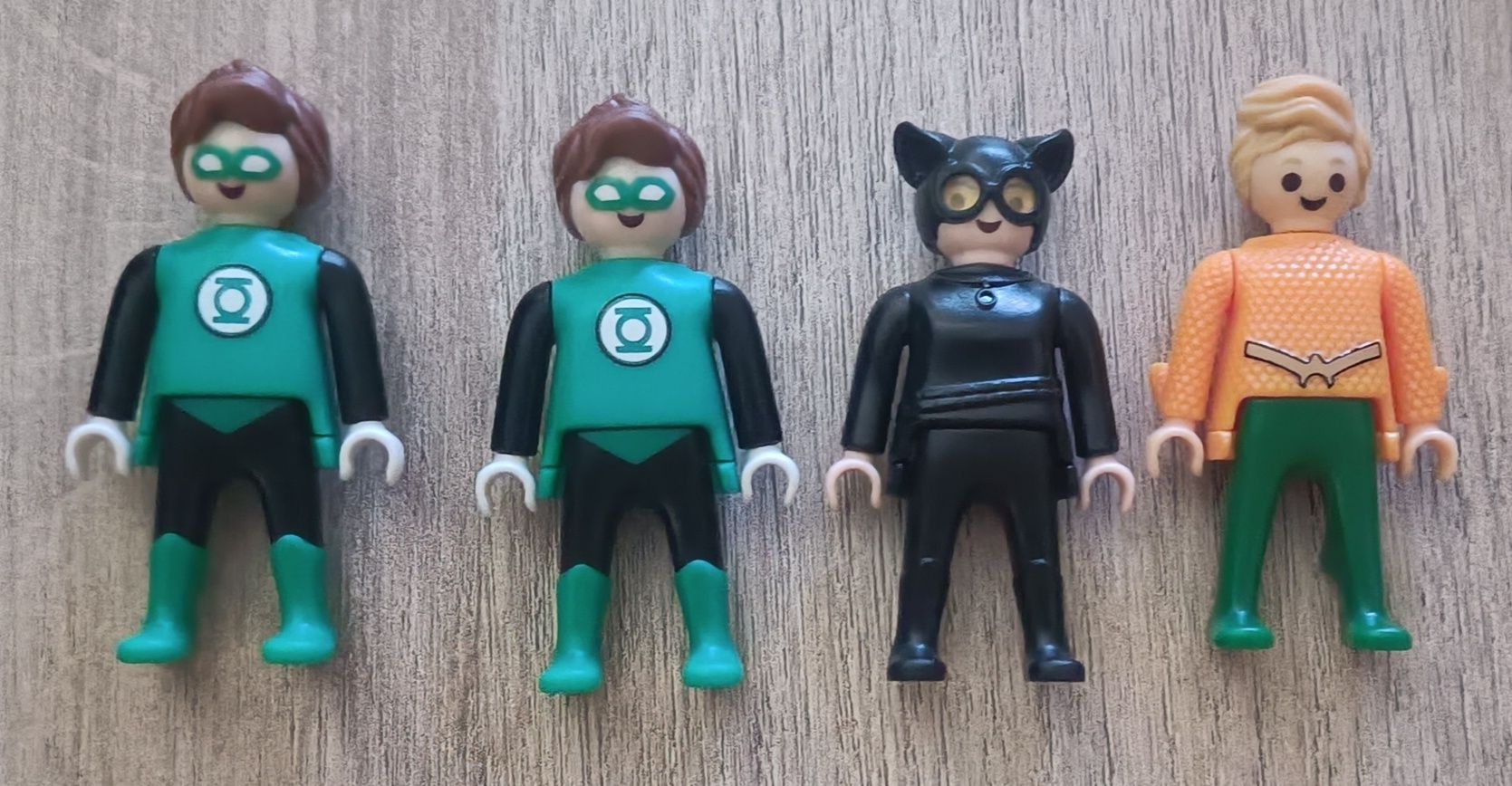 Продавам повторки - Super Mario , Kinder , Jada, ленивци, Harry Potter