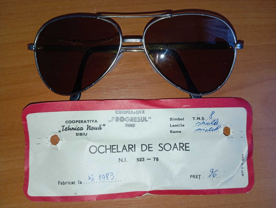 Ochelari soare anii '80 Tehnica Noua Sibiu, comunism, Ceaușescu