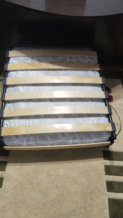 Раскладушка новая не пользовались