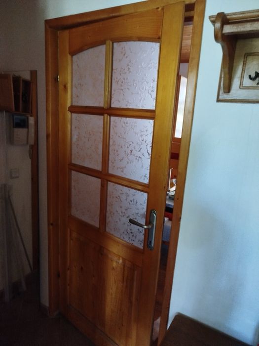 Дървени врати чам