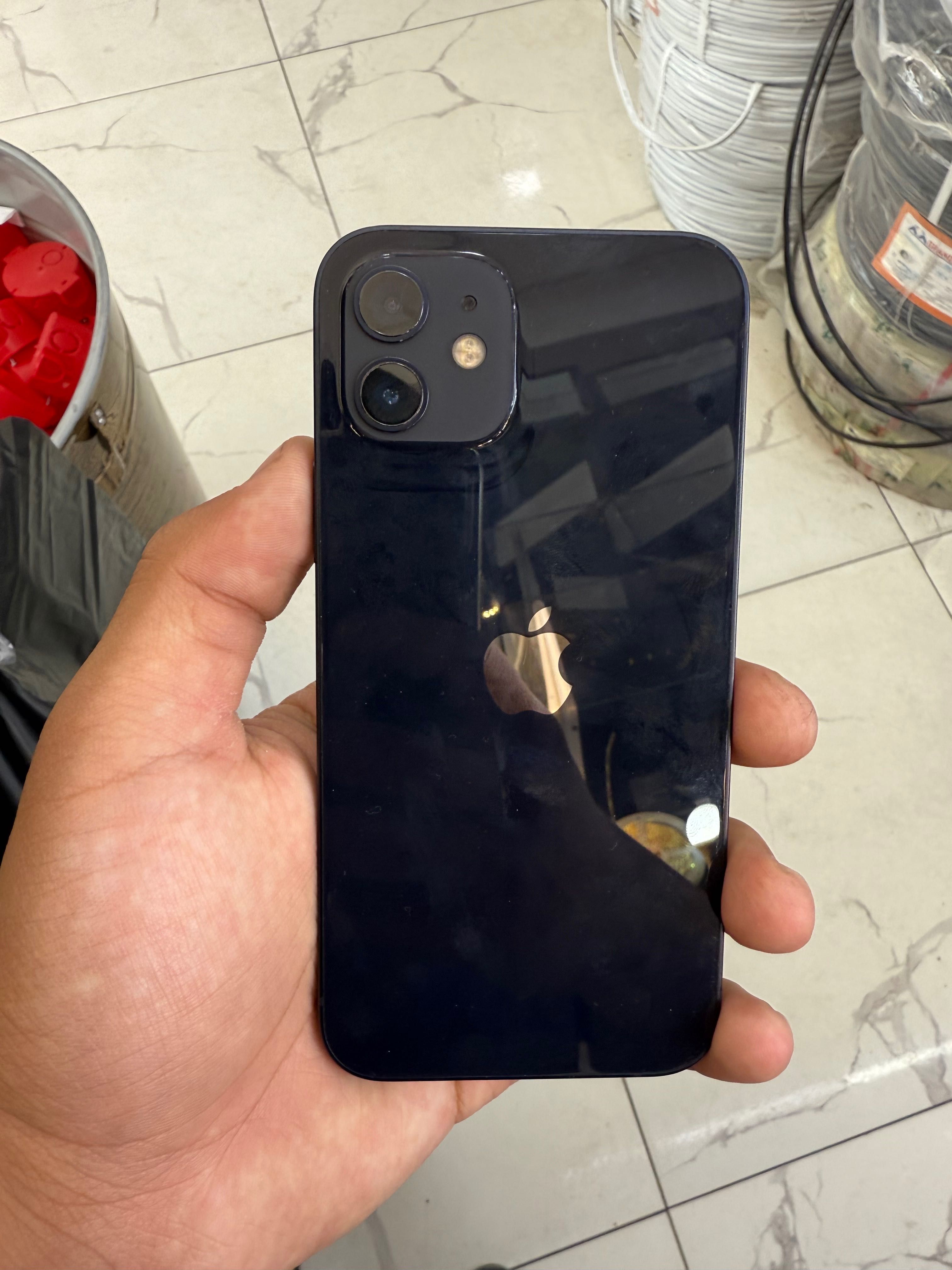 Iphone 12 holati zori