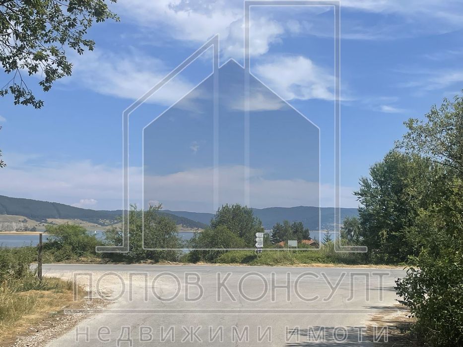 УПИ 703.4 кв.м, Цигов чарк