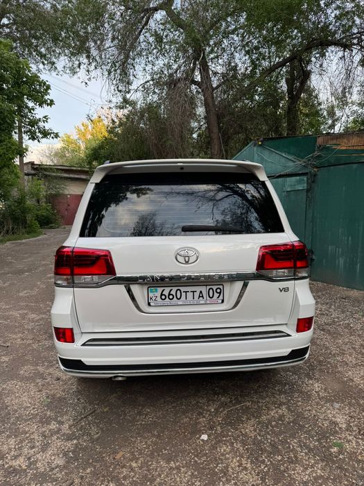 Подномерник Toyota land cruiser 200 lexus LX 570
