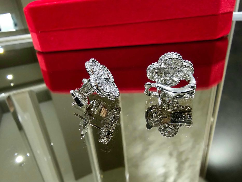 Van Cleef & Arpels VCA Silver Diamond Vintage Alhambra Дамски Обеци