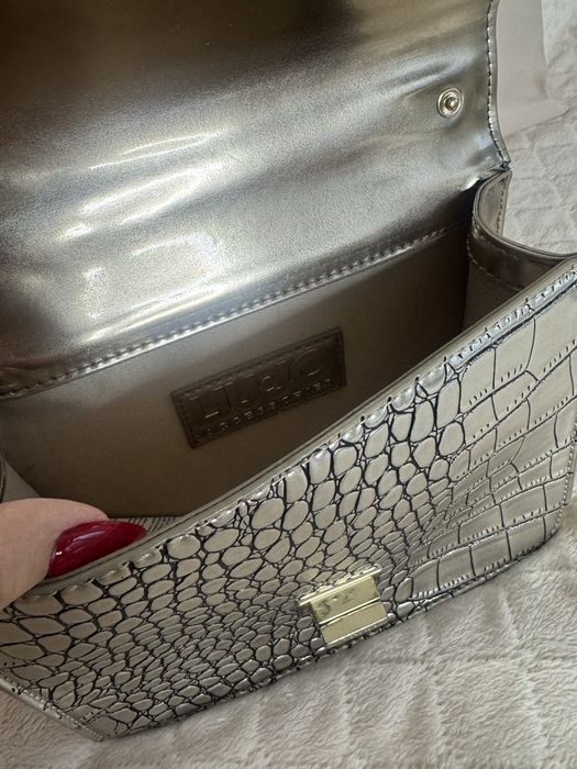 Продавам чанти LIU JO