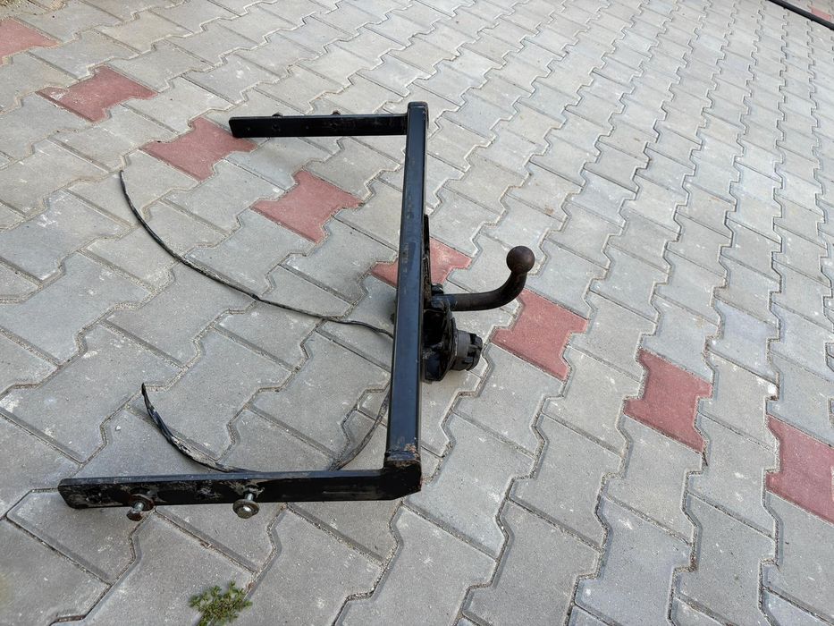 Cârlig de remorcare Ford focus