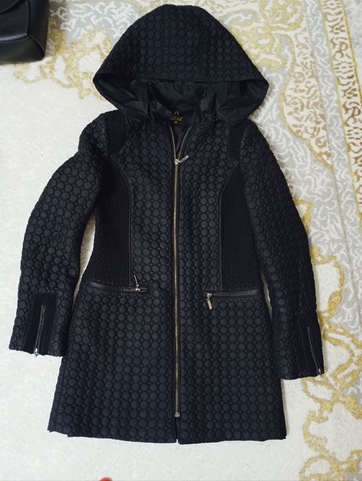 Куртка женская лёгкая но тёплая 70000