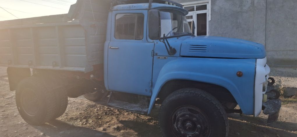 Zil 130 samasval kvadrat