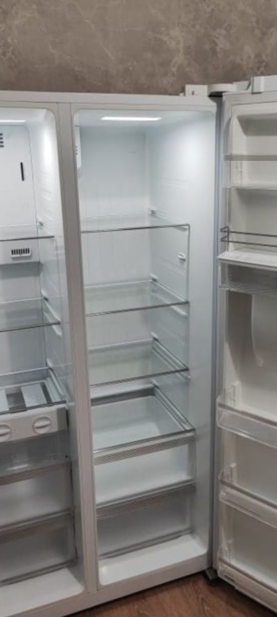 Срочно продам новый холодильник