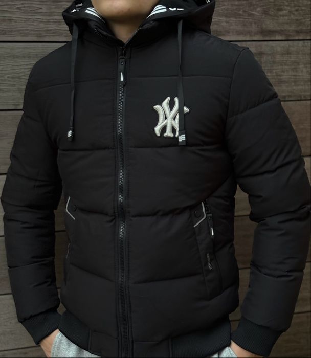 Мъжко зимно яке с качулка