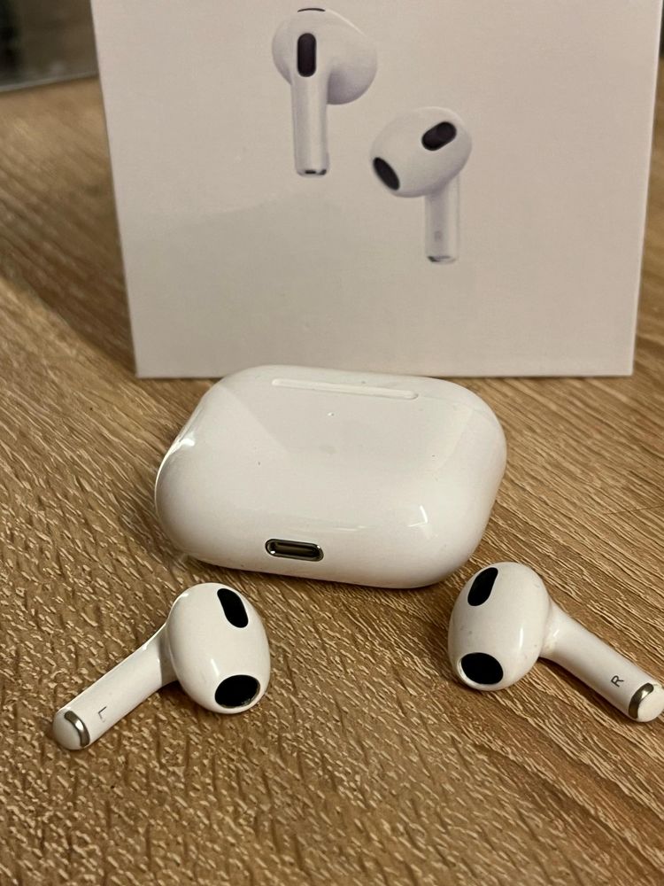 AirPods Pro 2 with Type-C/ Wireless Charging белый