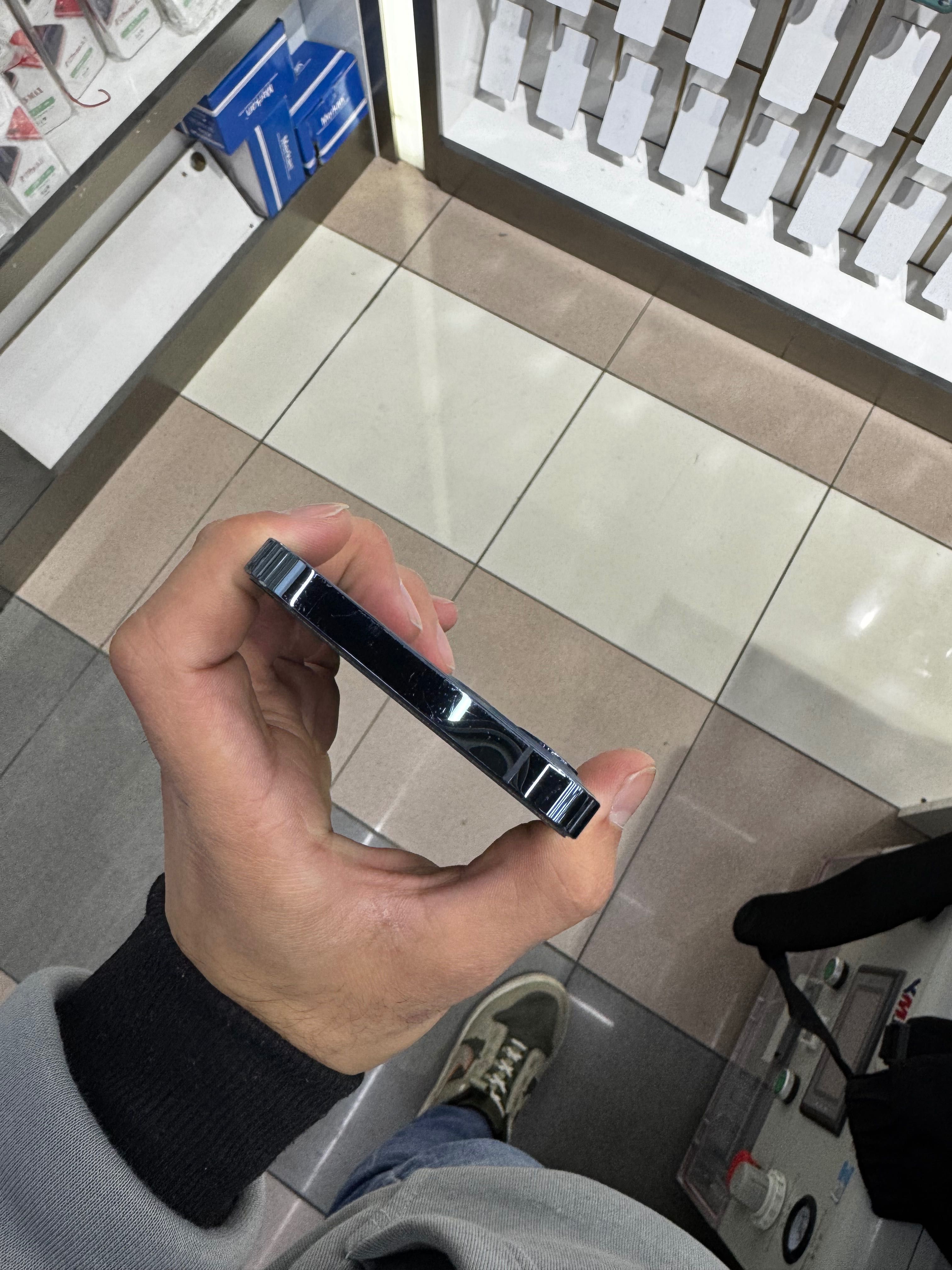 iphone 12pro 256gb