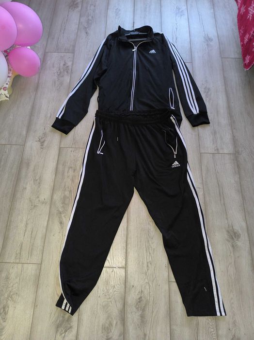 Адидас спортен екип