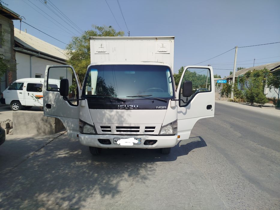 Isuzu NQR71 yuk moshinasi.