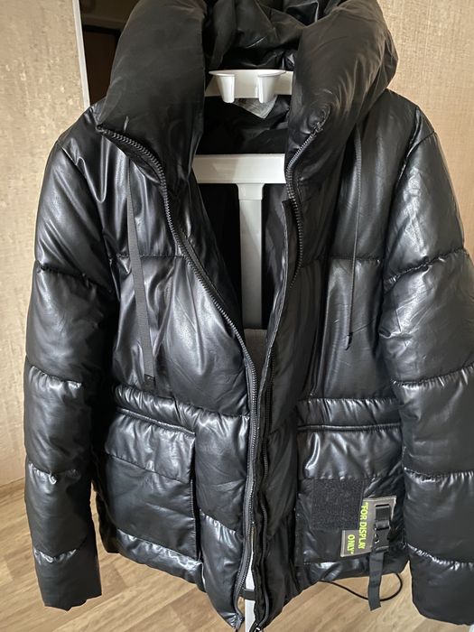 Продам теплую куртку 50-52р