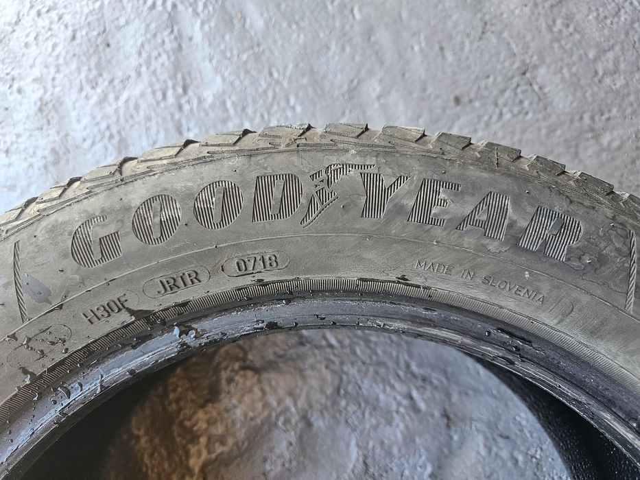 205 55 16 m+s goodyear allseason