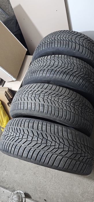 Cauciucuri Hankook Winter I'cept Evo3 de iarna 255/55/19.
Dot -