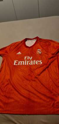 Tricou + pantaloni Real Madrid (originale)