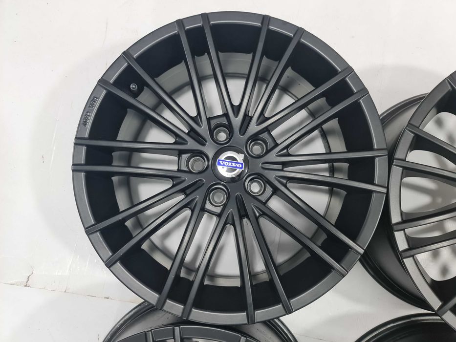 Jante 17 Ford Focus Mondeo Kuga Puma Volvo V40 V60 XC 8Jx17 ET45 5x108