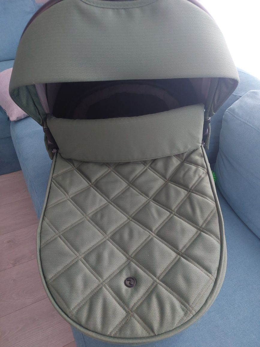 Бебешка количка 3в1 Roan Ivi Boho Green.