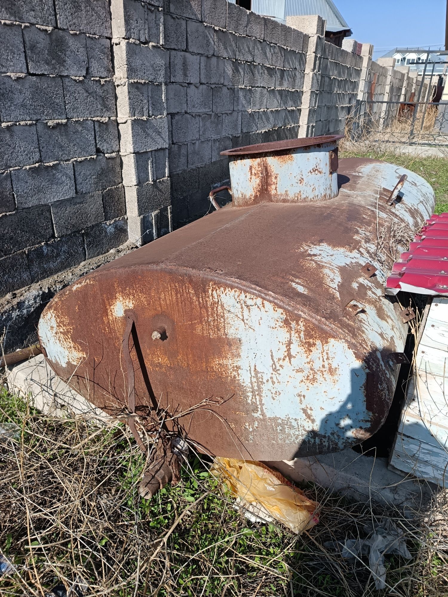 Продам железную цистерну