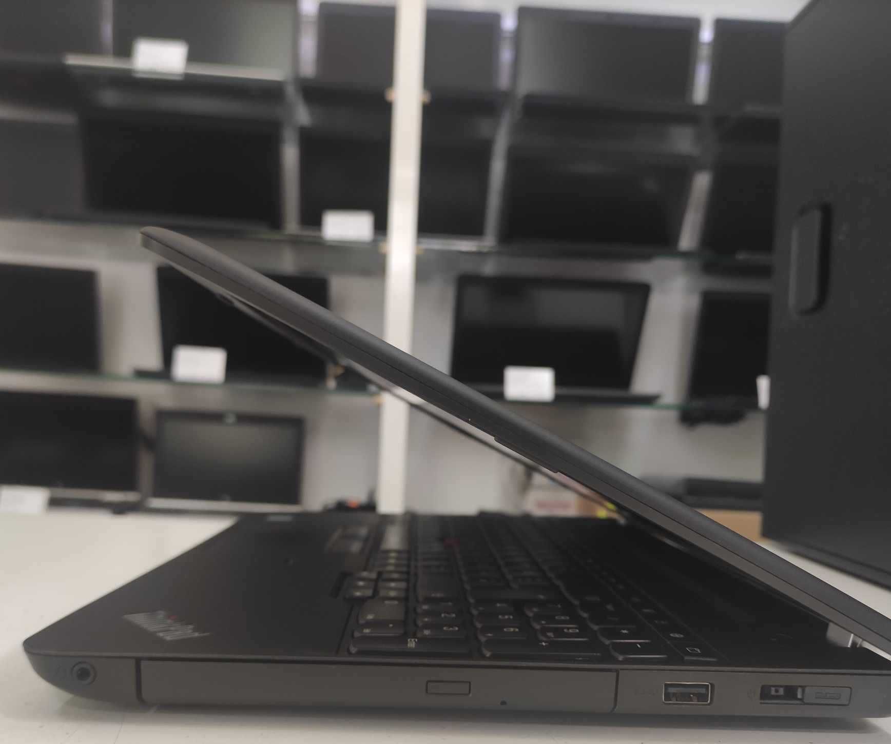 Лаптоп LENOVO ThinkPad E560 - Бургас ТЕРПОТЕХ