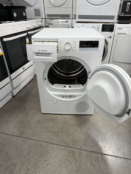 Сушилня с термопомпа BOSCH SERIE 4 9кг. A++.