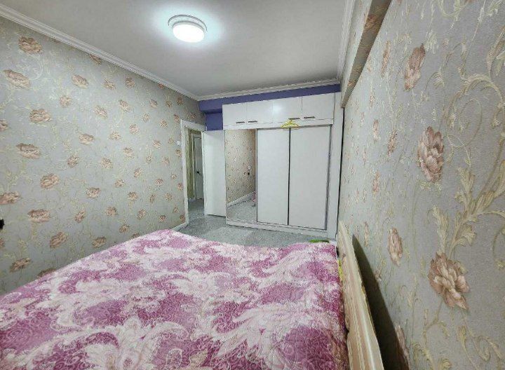 Продаётся 3 ком; 70м2 на Ц-5, ор-р: метро Абдулла Кадырий, Пожарка