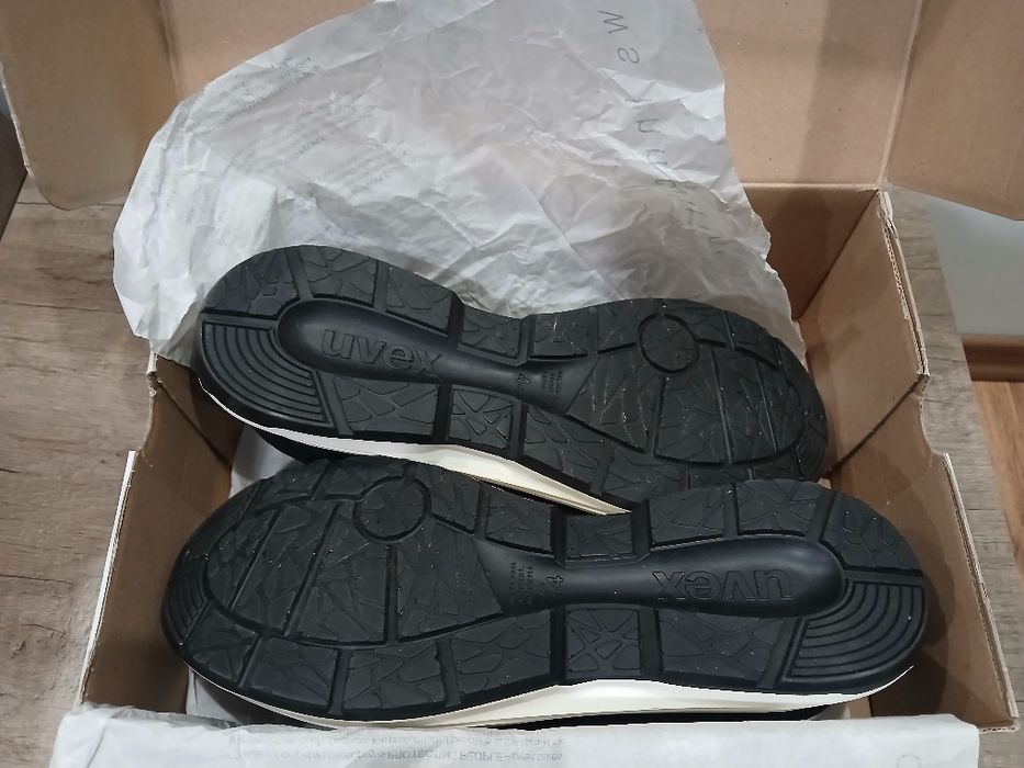 Работни обувки Uvex