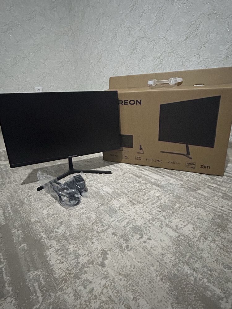 Монитор 100гц новый