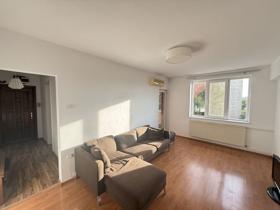 Apartament cu 3 camere , strada Transilvaniei