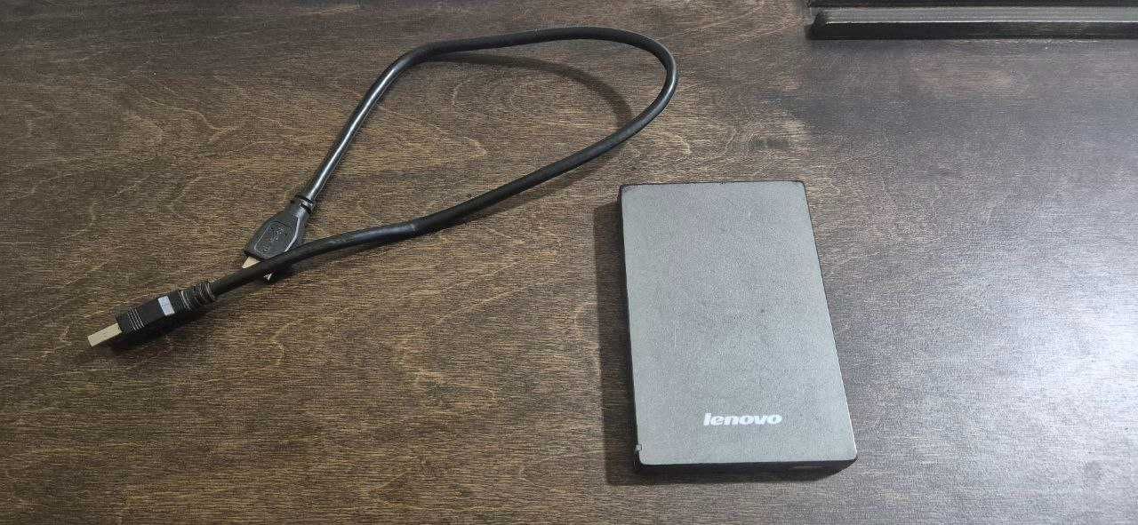 Продаю внешний хард 1 tb Lenovo