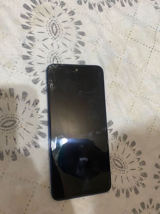 Продам телефон редми