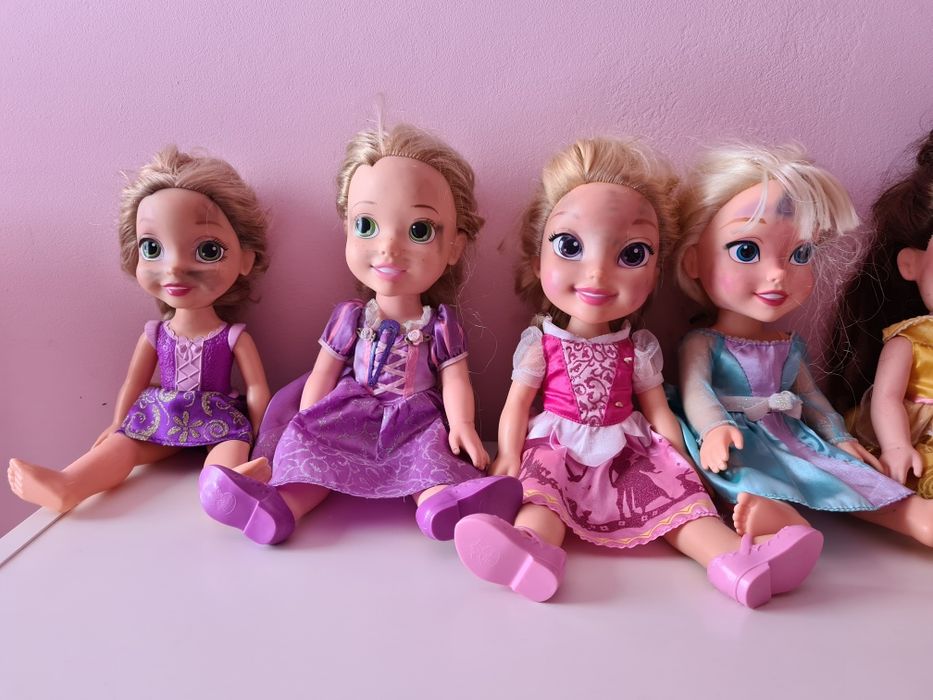 Papusi disney elsa ana rapunzel alba ca zapada